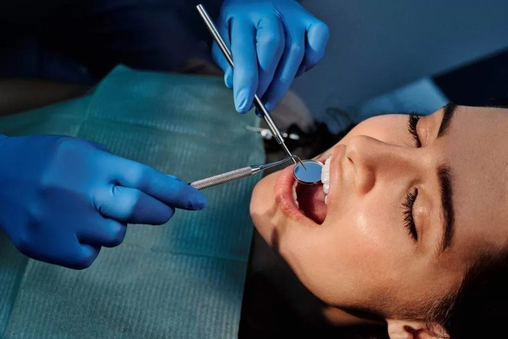 Consulta dental precio económico